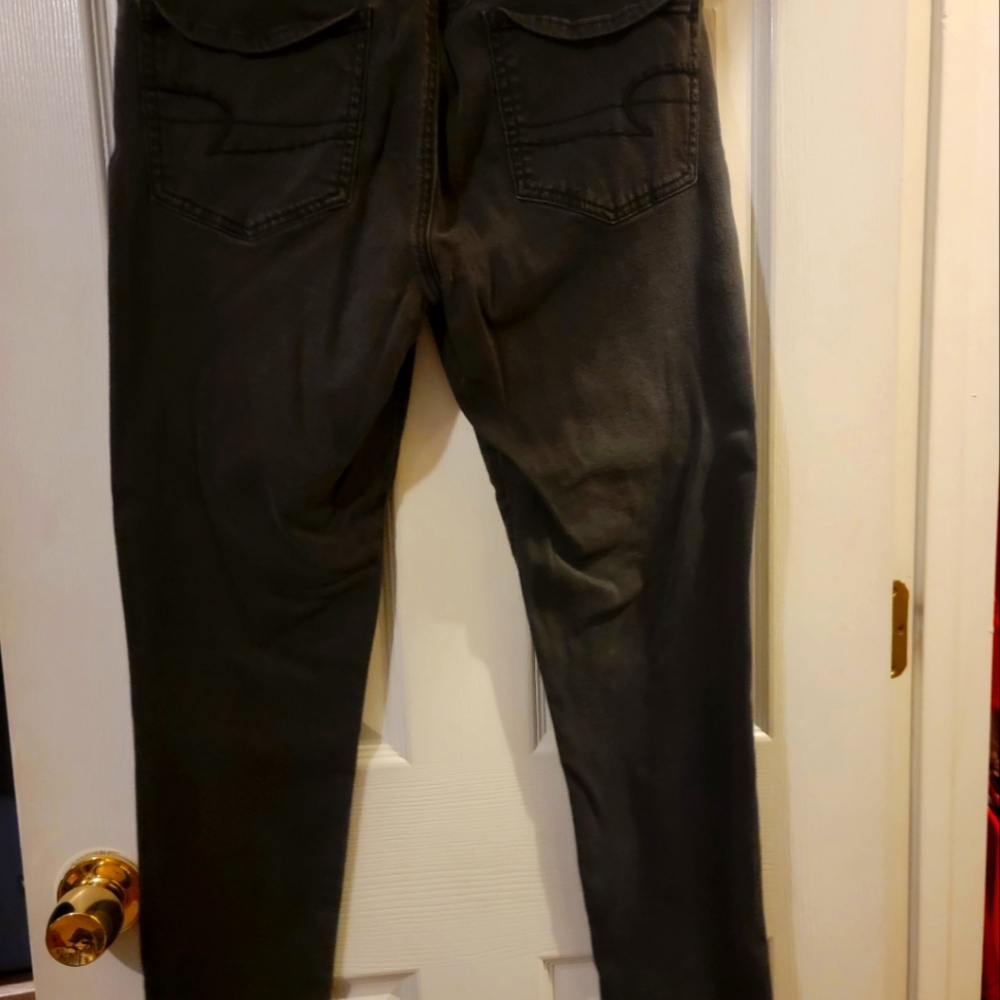 American Eagle black super super skinny jeans